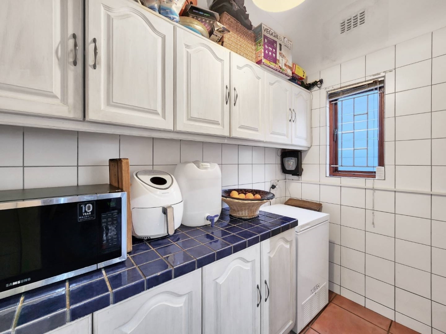 6 Bedroom Property for Sale in Muizenberg Western Cape